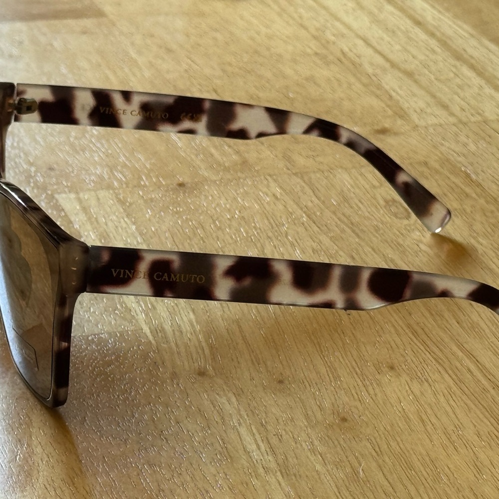 Vince Camuto Tortoise Shell Sunglasses - Picture 3 of 3